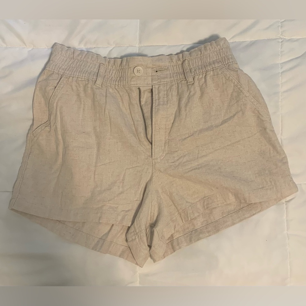 Ultra High-rise Linen-Blend Soft Shorts